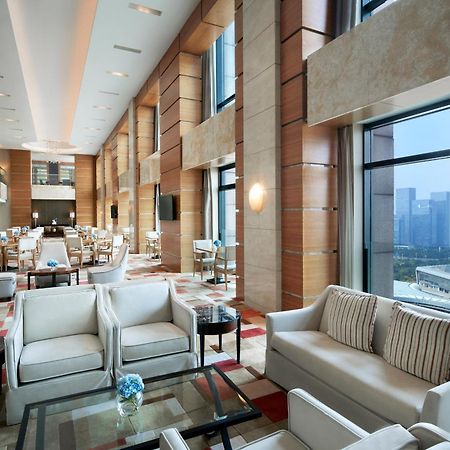 Sheraton Jinan Hotel Exterior photo