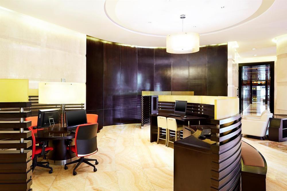 Sheraton Jinan Hotel Exterior photo