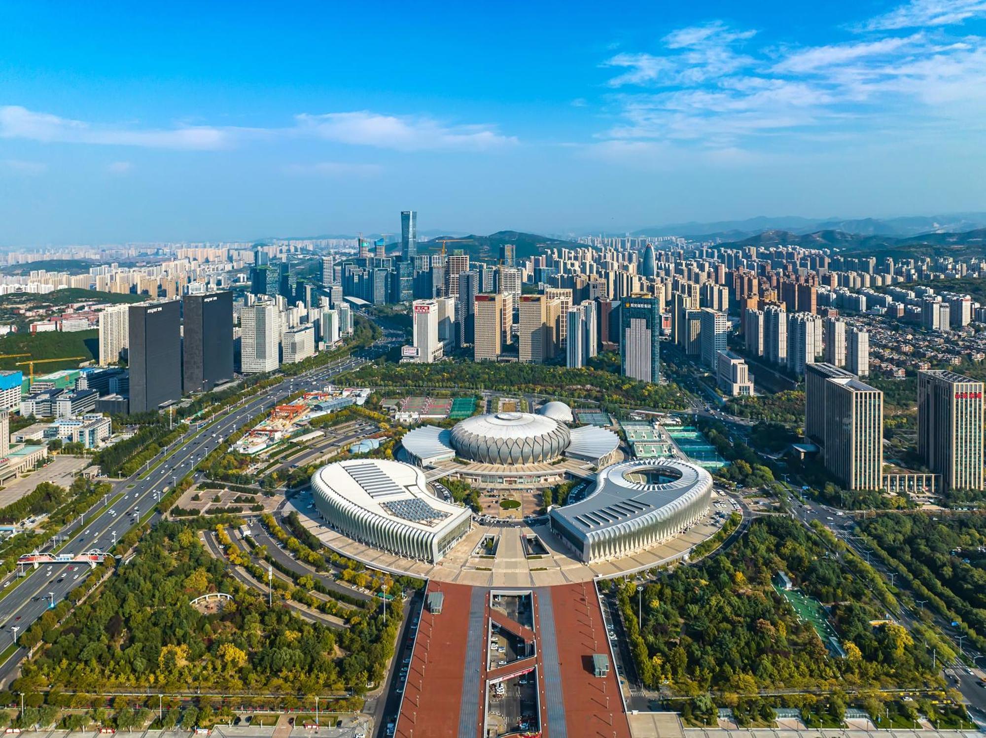 Sheraton Jinan Hotel Exterior photo