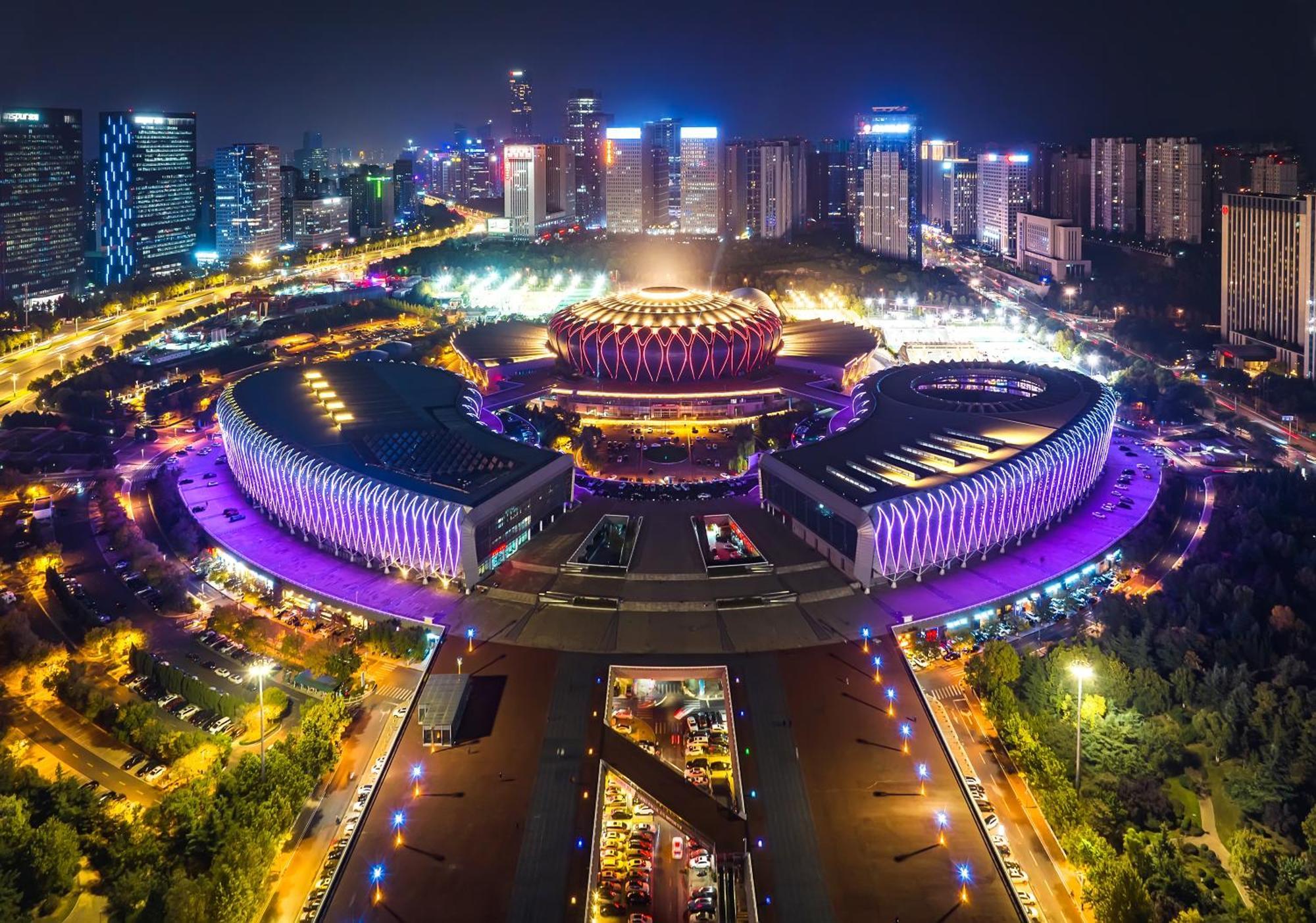 Sheraton Jinan Hotel Exterior photo