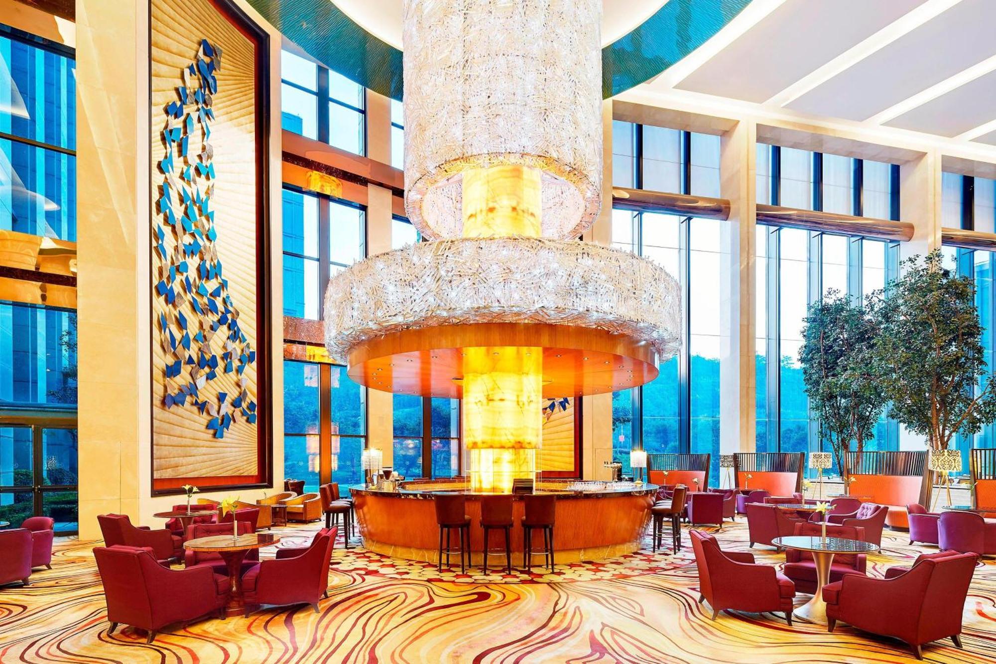 Sheraton Jinan Hotel Exterior photo