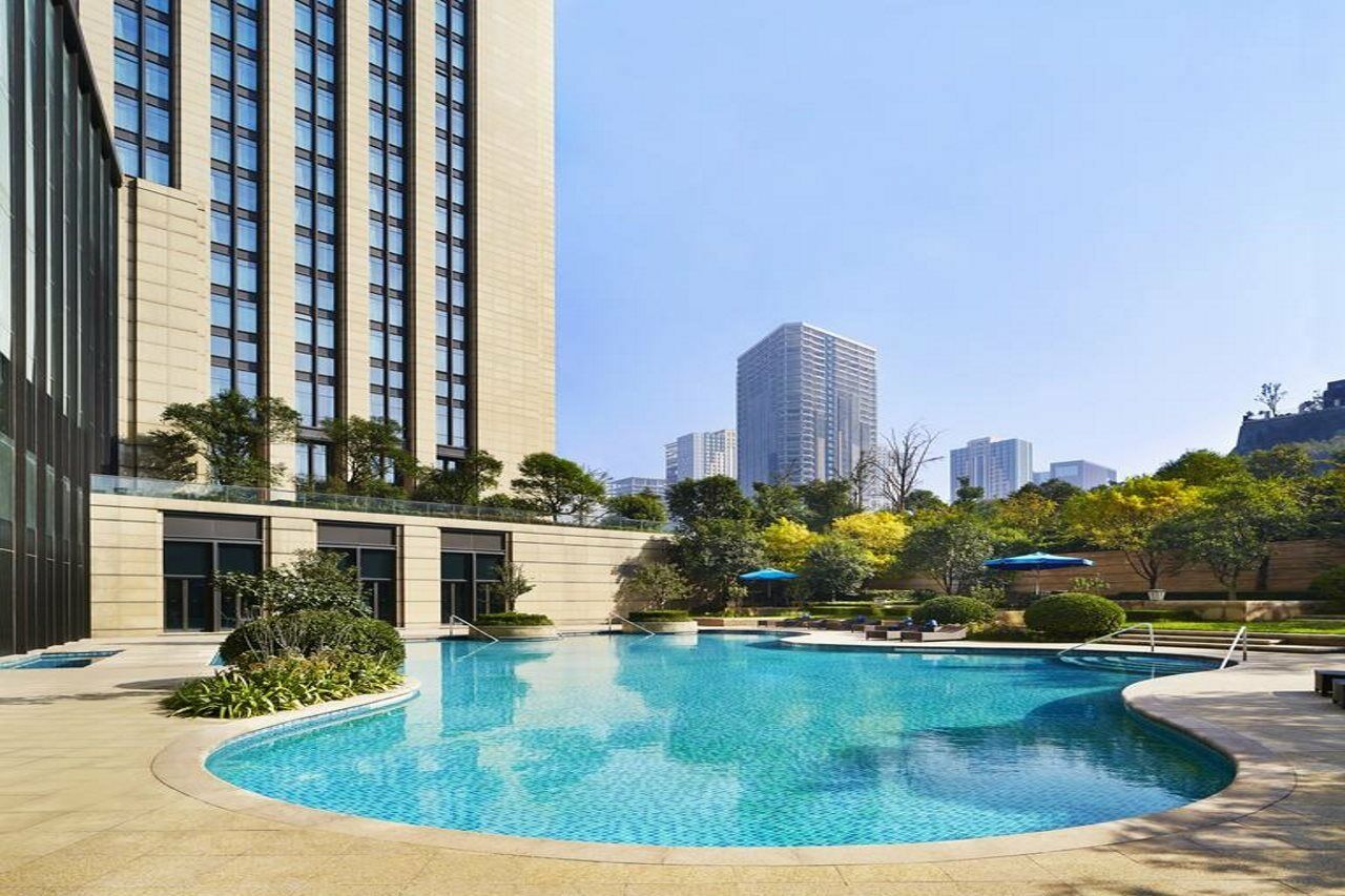Sheraton Jinan Hotel Exterior photo