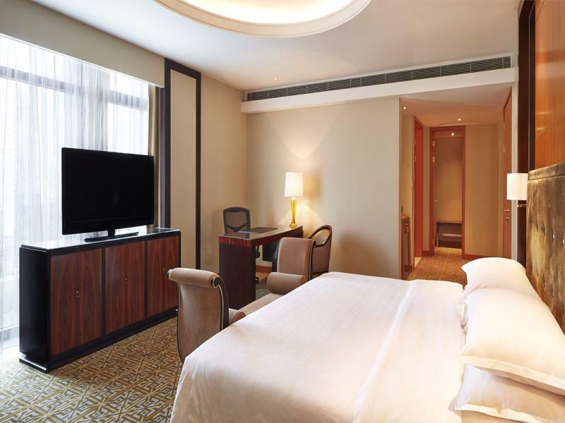Sheraton Jinan Hotel Exterior photo